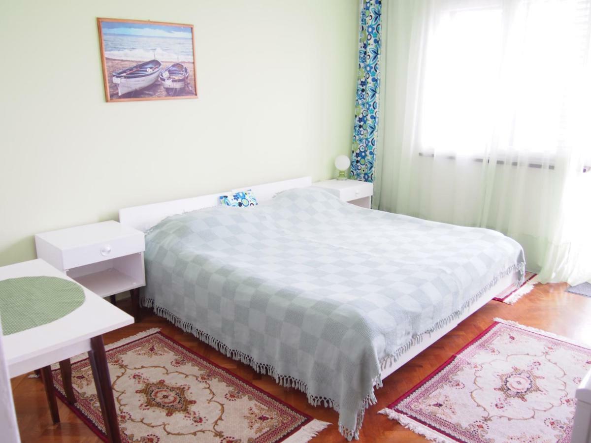 Muzic Budget Double Room 말리로시니 외부 사진